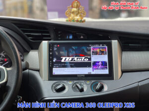 Màn hình liền camera 360 OledPro X8S giúp bạn thư giãn khi lái xe trên đường